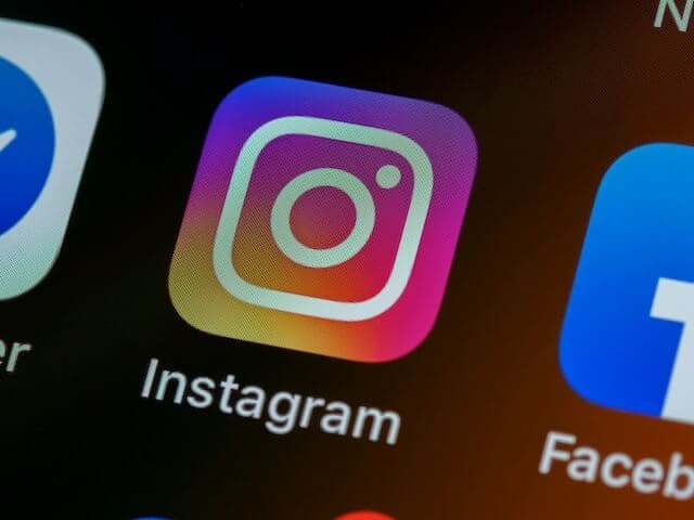 What Does “Forward” Mean on Instagram